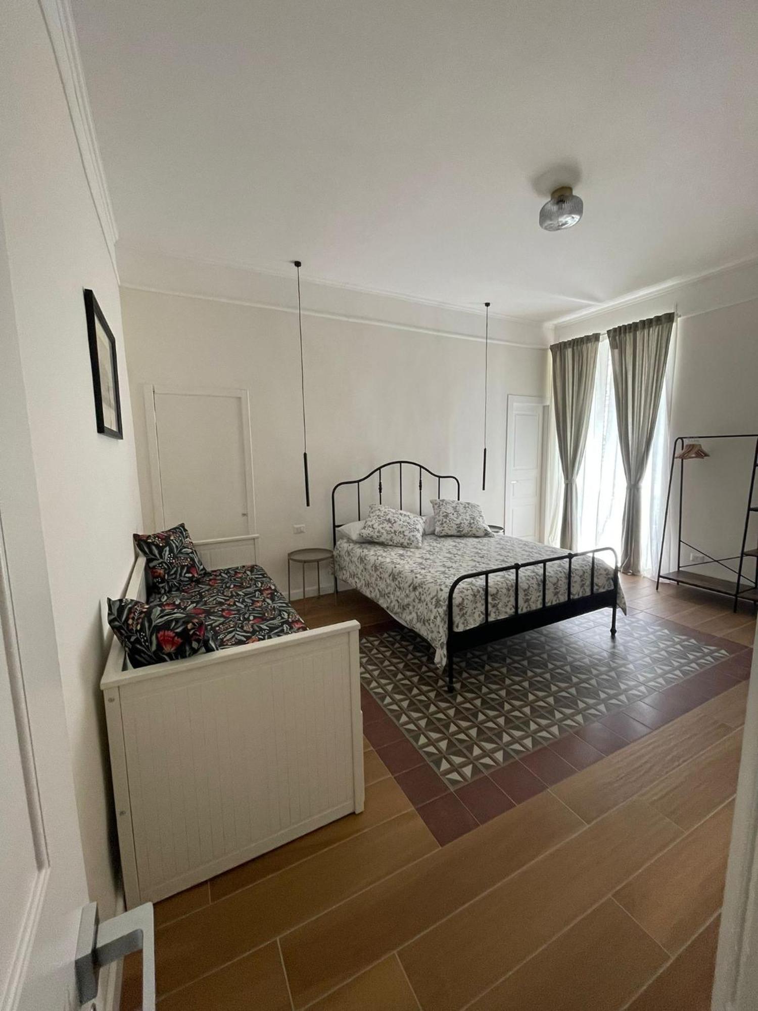 Bed and Breakfast Casa Duchesca Neapel Exterior foto